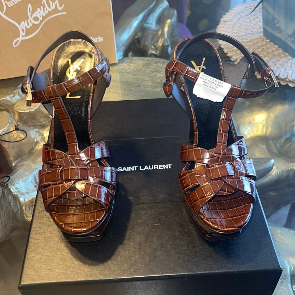 Saint Laurent plataform sandals